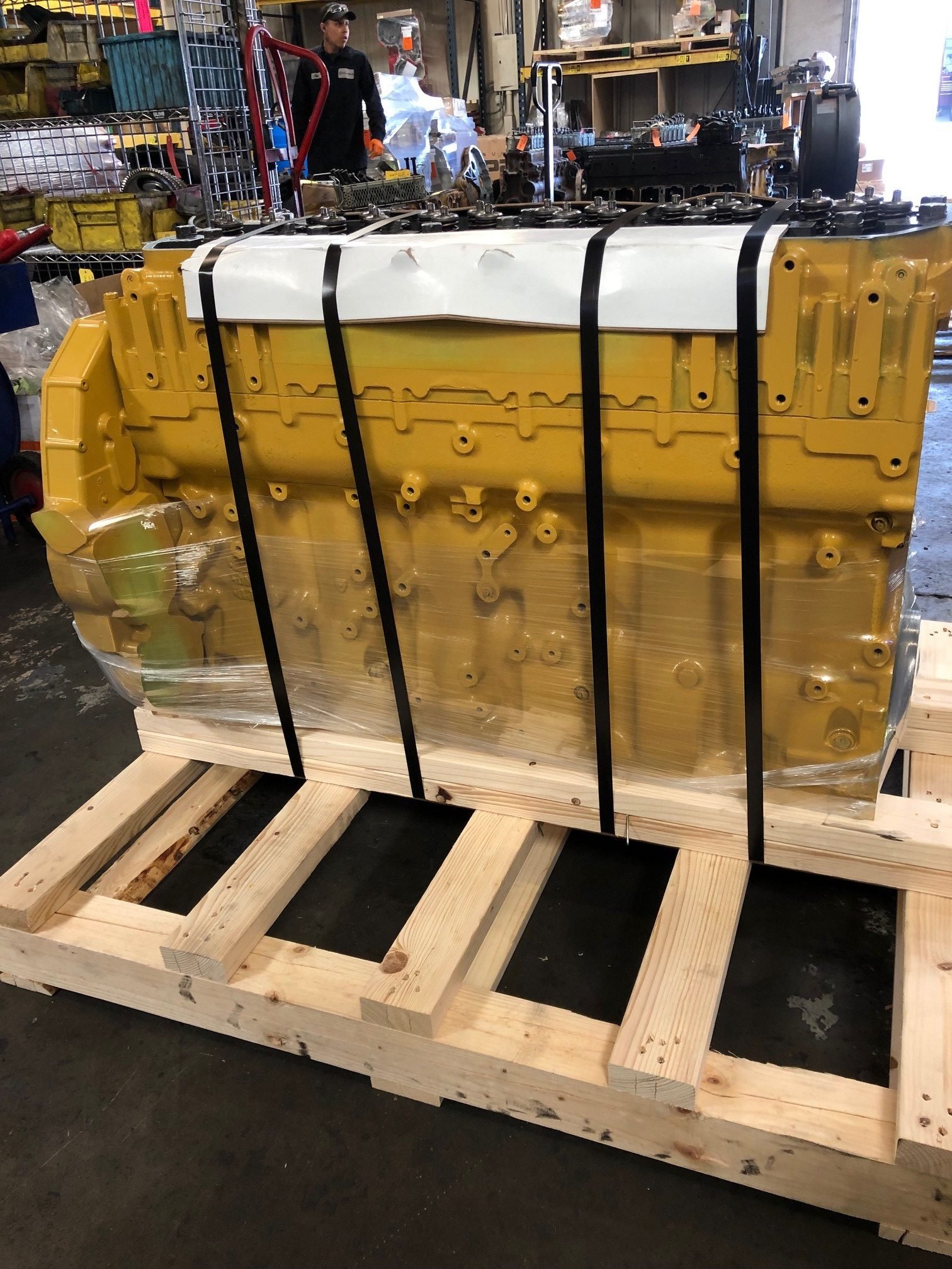 Caterpillar C13 Remanufactured Diesel Engine